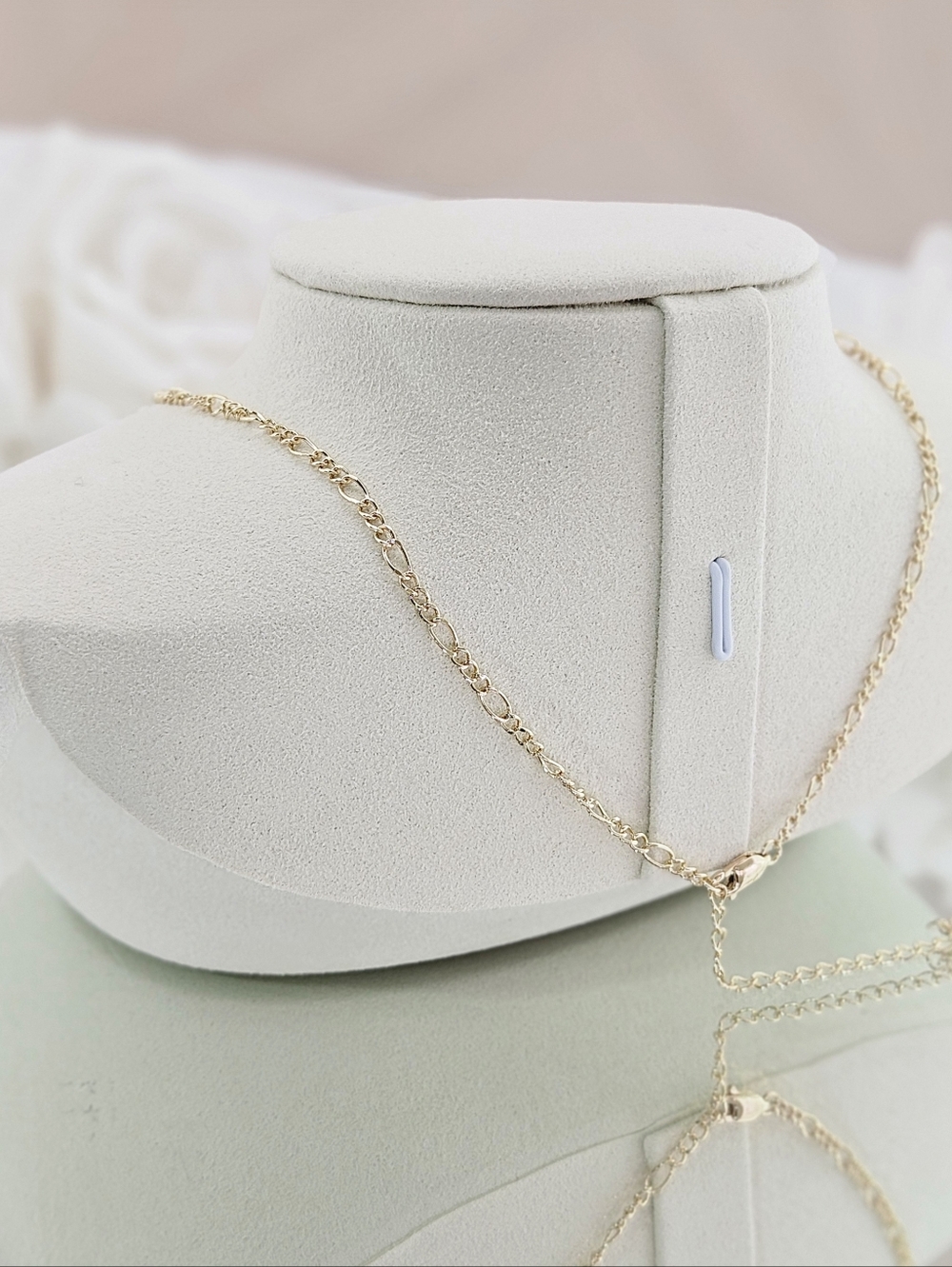 Adornia Necklace 14k Gold Plated Figaro Heart Chain Modern Minimalist Vacation - Picture 3 of 3